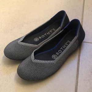 Gray Rothys